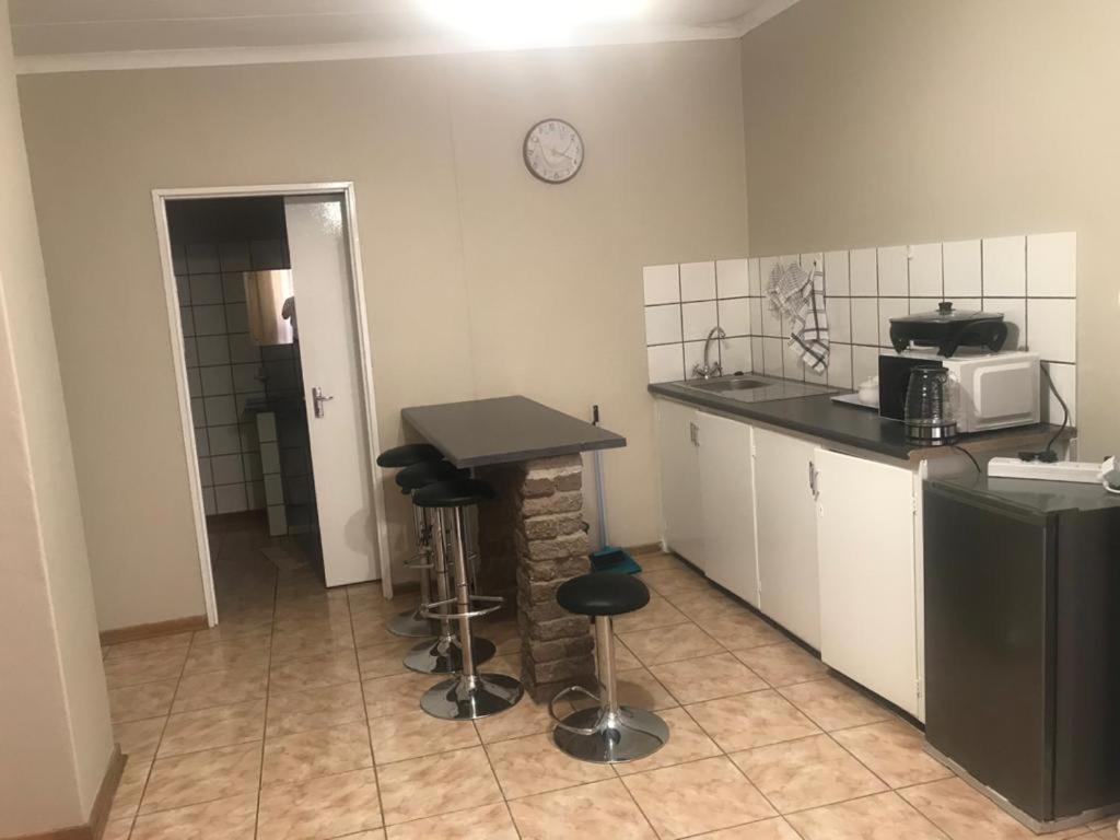 Urbanlife Keetmanshoop Accommodation Exteriér fotografie